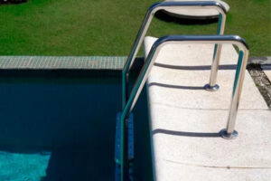 escada-de-piscina-inox-wtinox